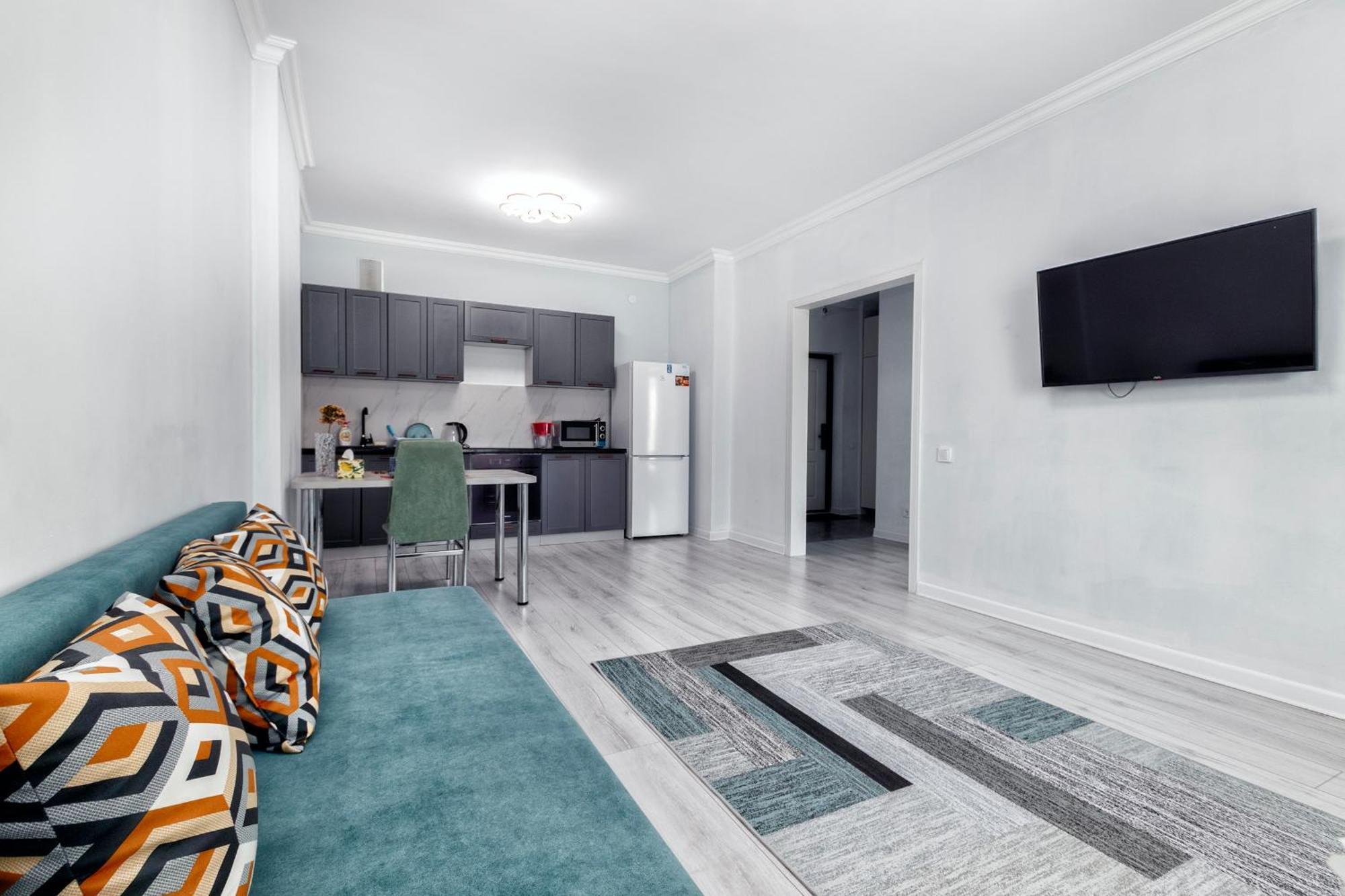 Apartment халал возле барыс-арена, между хан-шатыром и Mega Silkway *